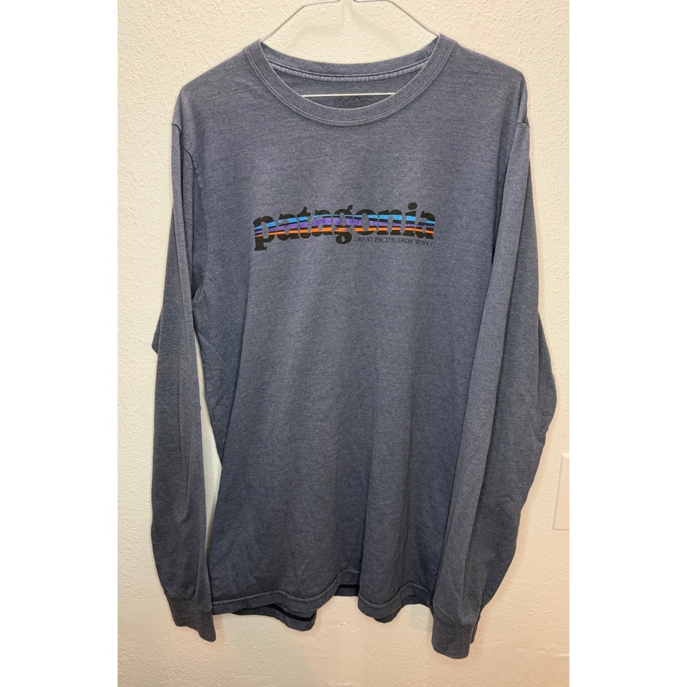 Patagonia Long Sleeve T-Shirt Mens Medium Blue Graphic Logo Regular Fit